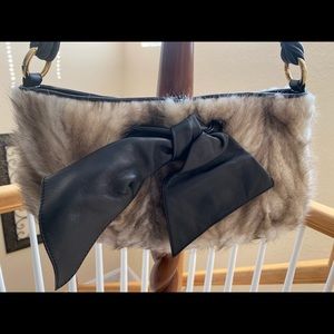 100% real leather and mink shoulder bag!